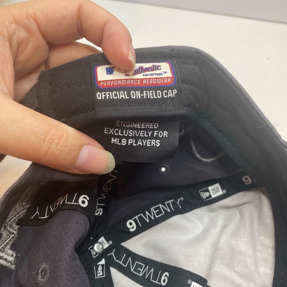 Boston Red Sox 2018 World Series Champs Ball Cap Hat Adjustable Baseball - Picture 10 of 10